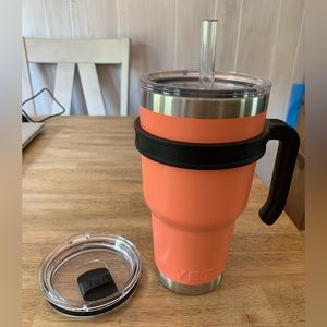 Yeti 30oz Tumbler 2017 Limited Edition Coral w/ accessories